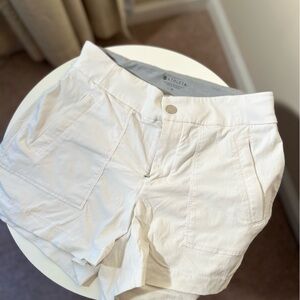 Athleta Trekkie North Short